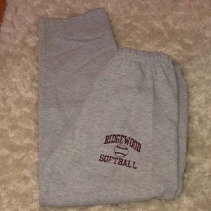 LIGHT GREY SWEATPANTS